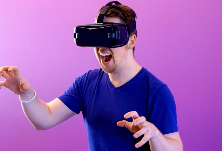 Leader in VR